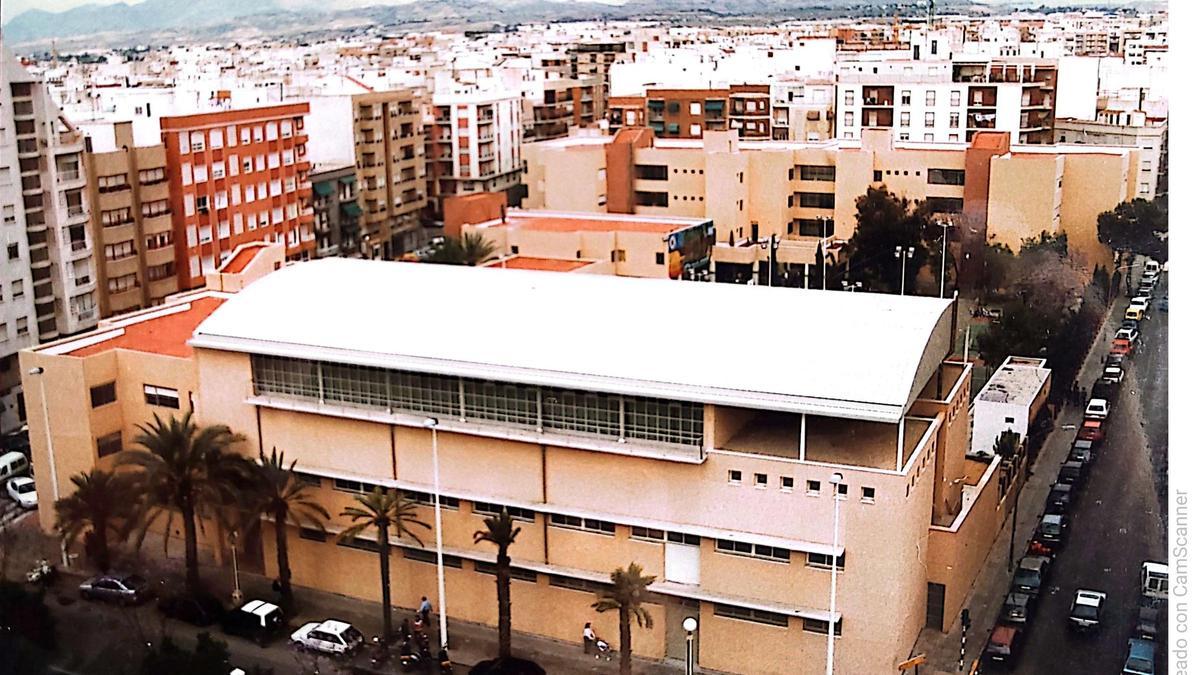 Vista del instituto de Carrús hace unas tres décadas