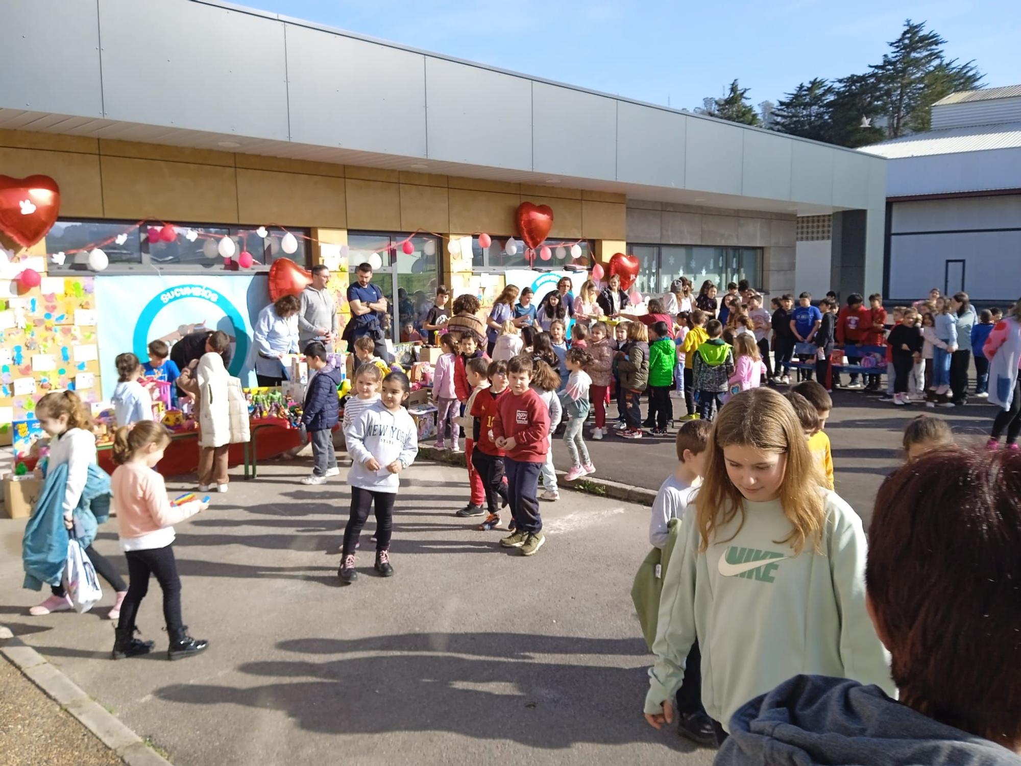 Carreras, murales y mercadillos: así celebraron en Villaviciosa el Día de la Paz