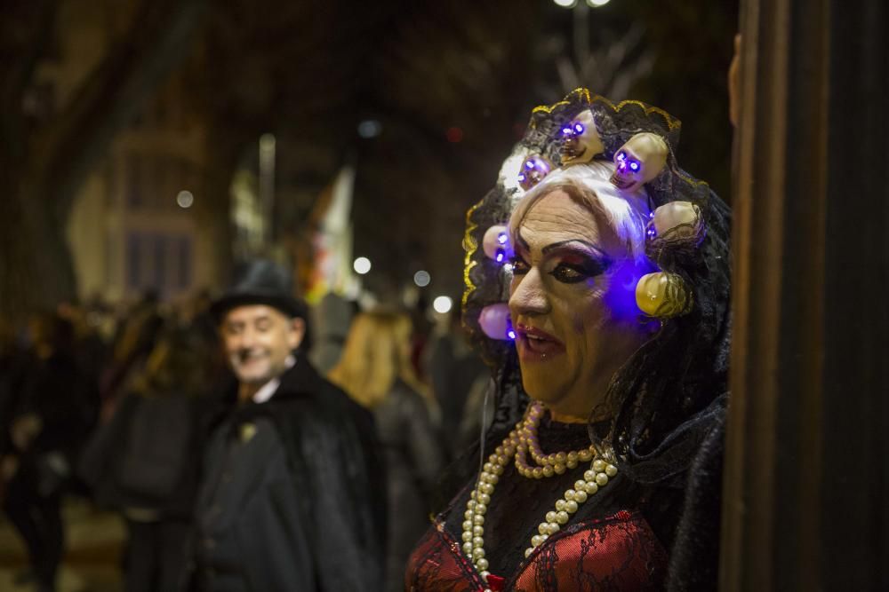 El Carnaval da su coletazo final con el Entierro de la Sardina