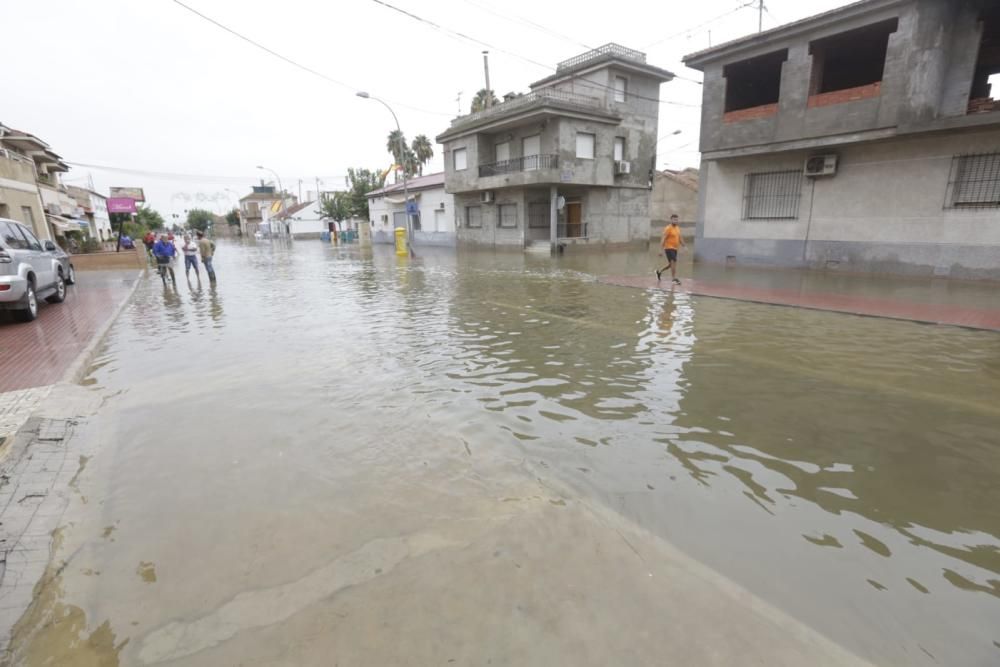 Mas de 400 vecinos de El Raal siguen aislados en sus casas