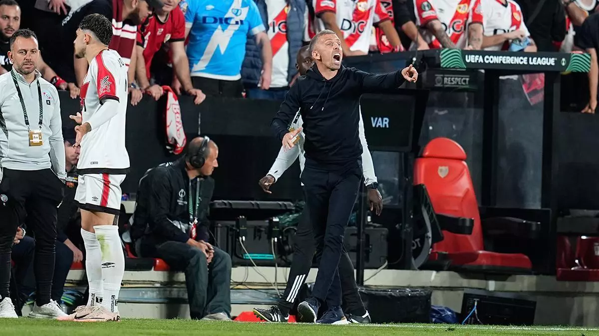 Gary O'Neil lamenta la falta de gol de su equipo: "Necesitamos encontrar el camino"
