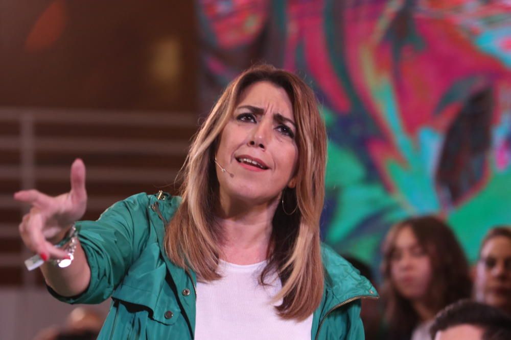 Susana Díaz participa en un acto electoral en la Facultad de Derecho