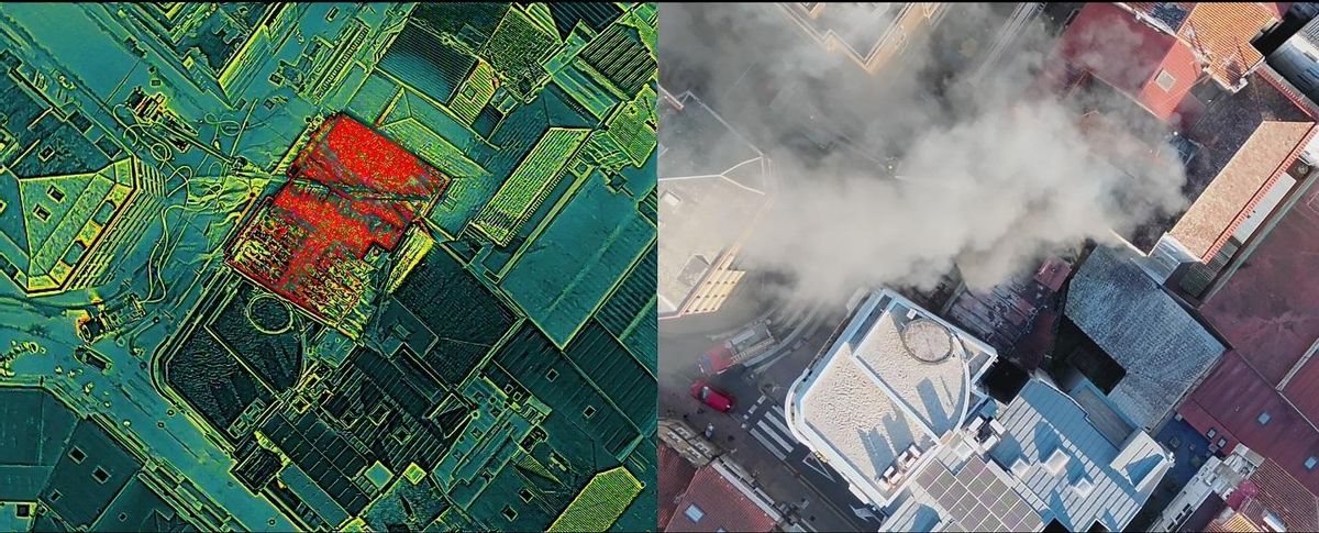 Imagenes tomadas con el dron de la Policía Local de Pontevedra del incendio del edificio.