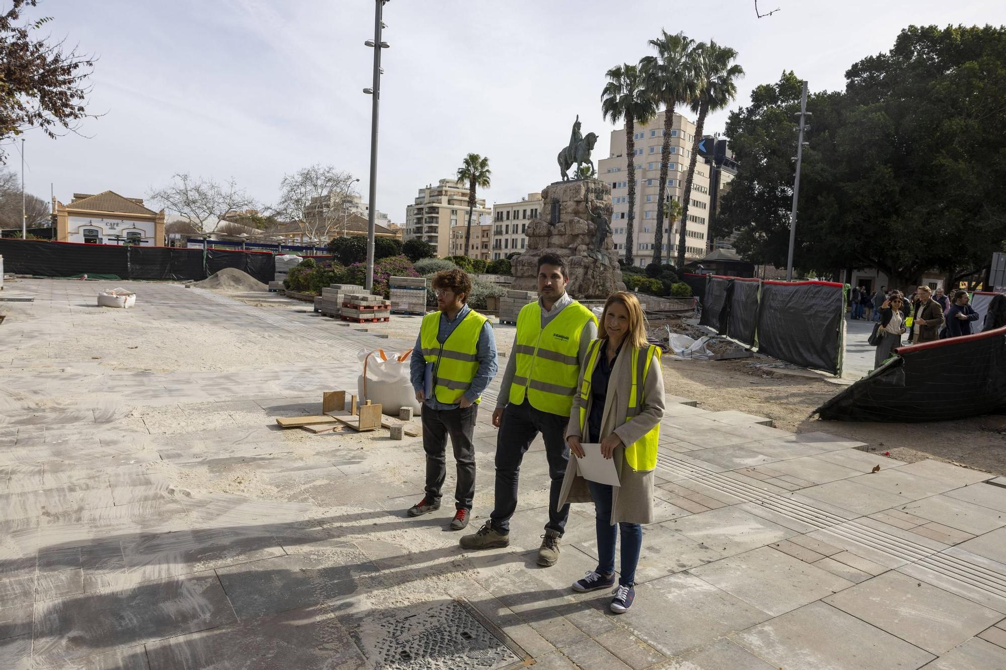 Fotos | La renovada plaza España de Palma