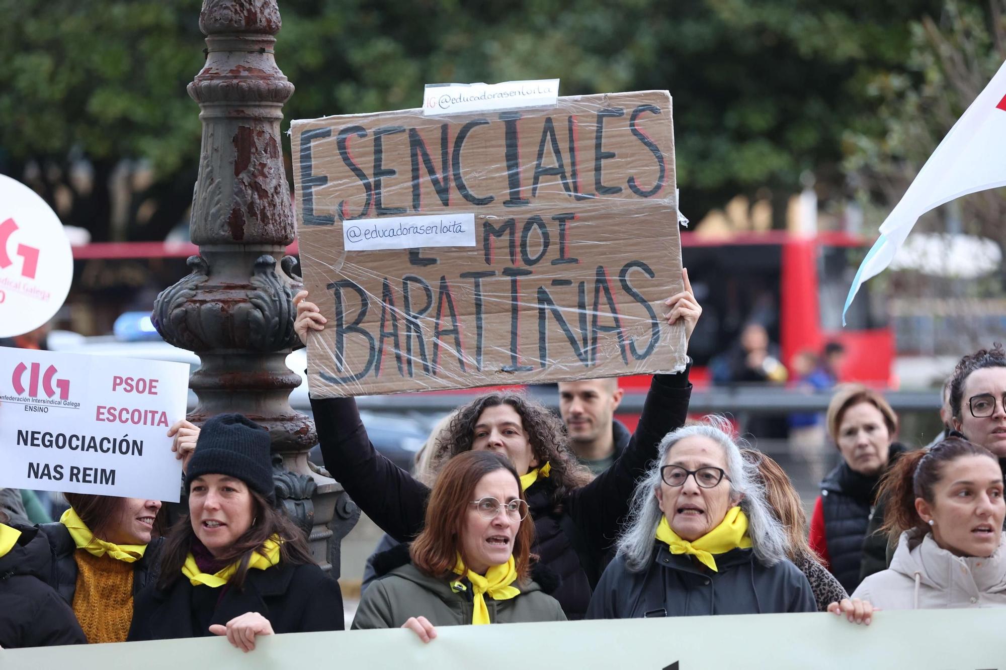 Protesta de trabajadoras de la red de escuelas infantiles municipales de A Coruña
