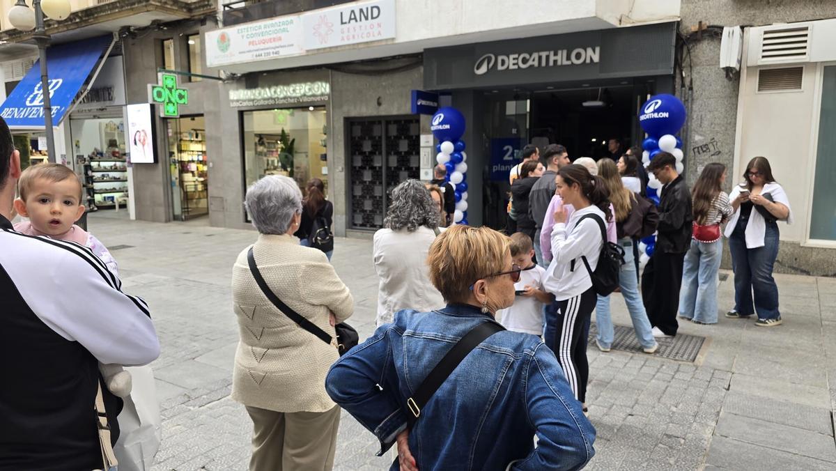 Decathlon City refuerza su presencia en Córdoba con una nueva tienda en el centro Decathlon City refuerza su presencia en Córdoba con una nueva tienda en el centro
