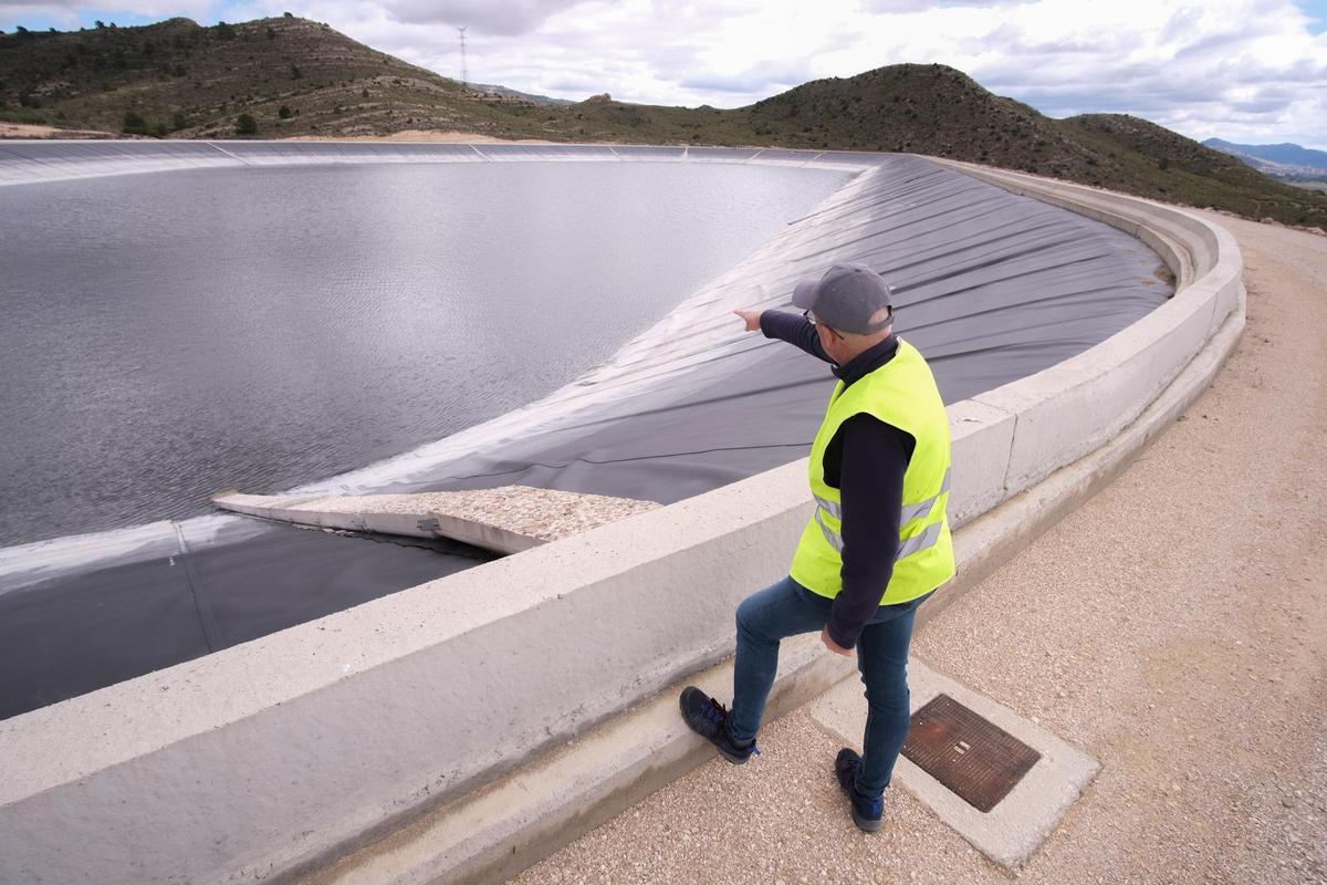 Embalse de La Cuesta en Villena, que forma parte de la infreaestructura del postrasvase Júicar- Vinalopó