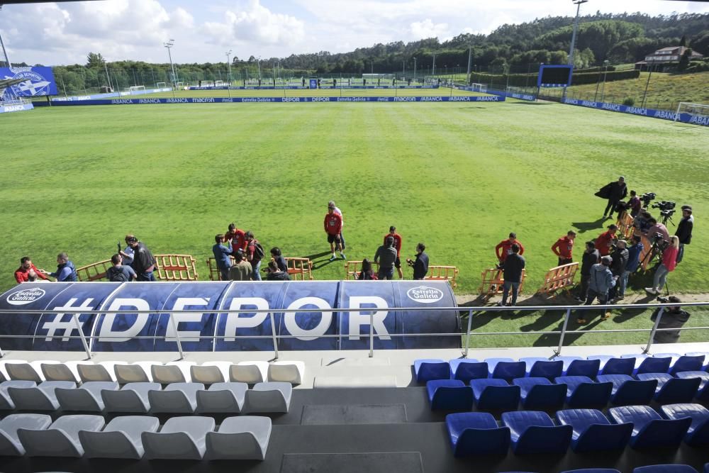 El Deportivo viaja mañana, viernes 14, a Málaga para disputar el sábado el partido de vuelta de las semifinales por el ascenso a LaLiga Santander.