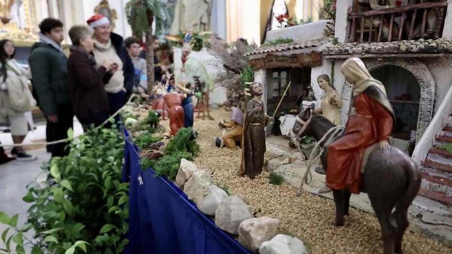 El belén de la peña huertana La Pava, al detalle