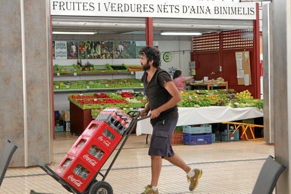 So sieht es in der Markthalle von Felanitx aus.