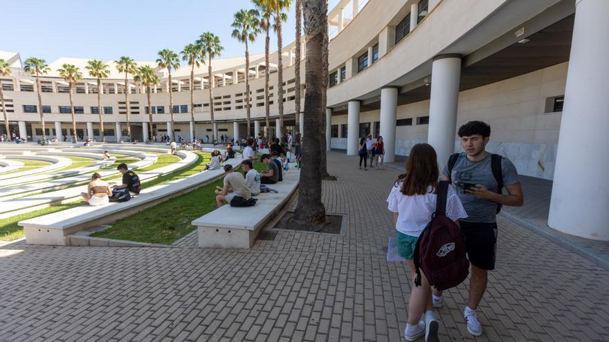 Universidad de Alicante: 1.643 solicitudes en Medicina para solo 86 plazas