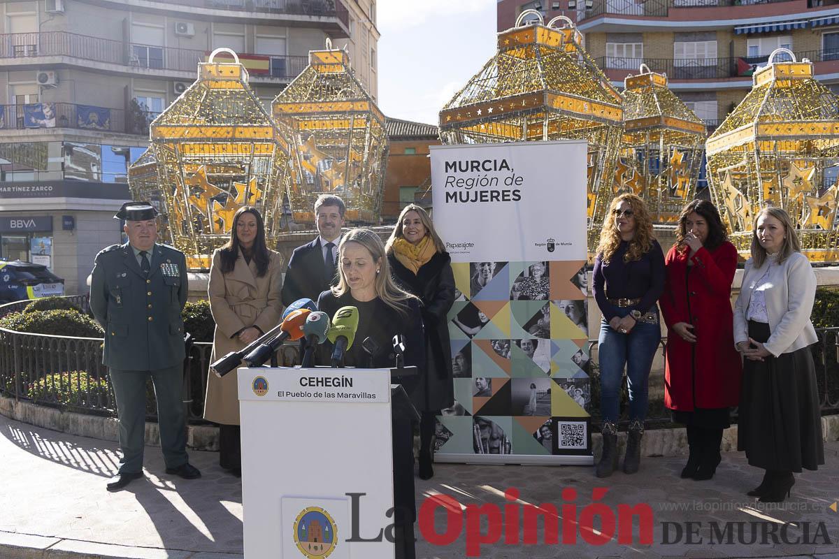 Cehegín rinde homenaje a las mujeres cosedoras de alpargatas