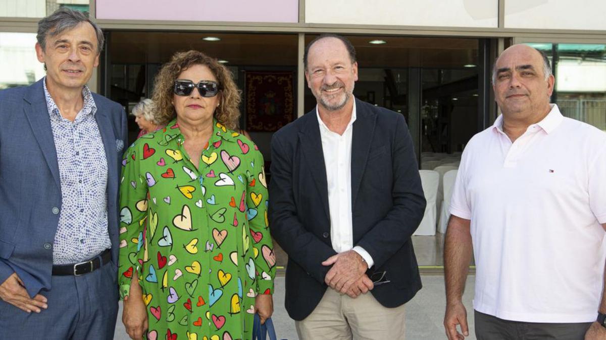 Manuel Alarcón, Carmen Gómez, Emilio Bascuñana y Víctor Valverde al término del coloquio.