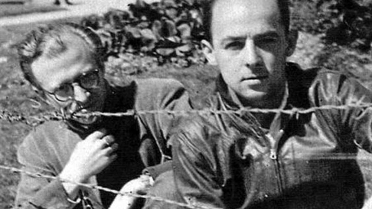 A la izquierda, Pere Calders y Tísner. A la derecha, Sales en una foto que probablemente es de 1939 o 1940.