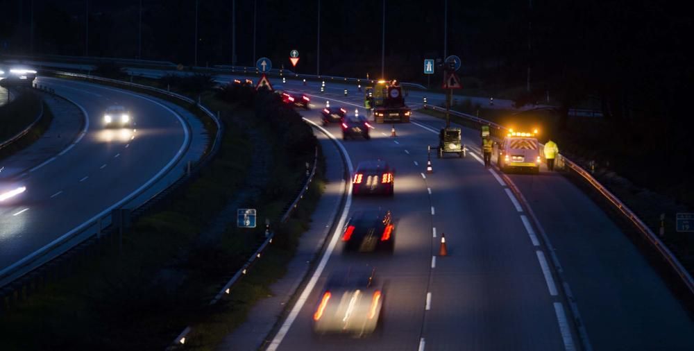 Corte de un carril en la autopista "Y"