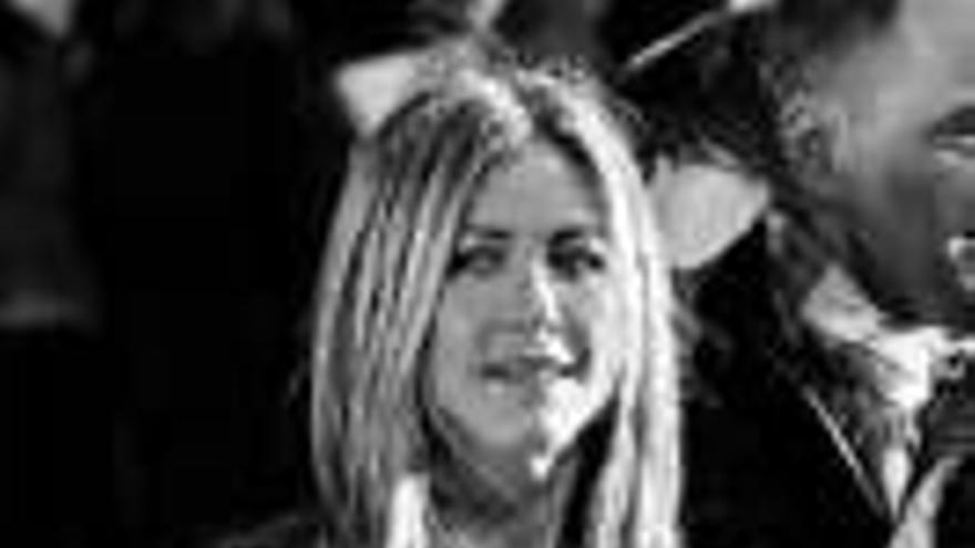 Jennifer Aniston: LA ACTRIZ ´VERANEA´ CON GERALD BUTLER EN CABO SAN LUCAS