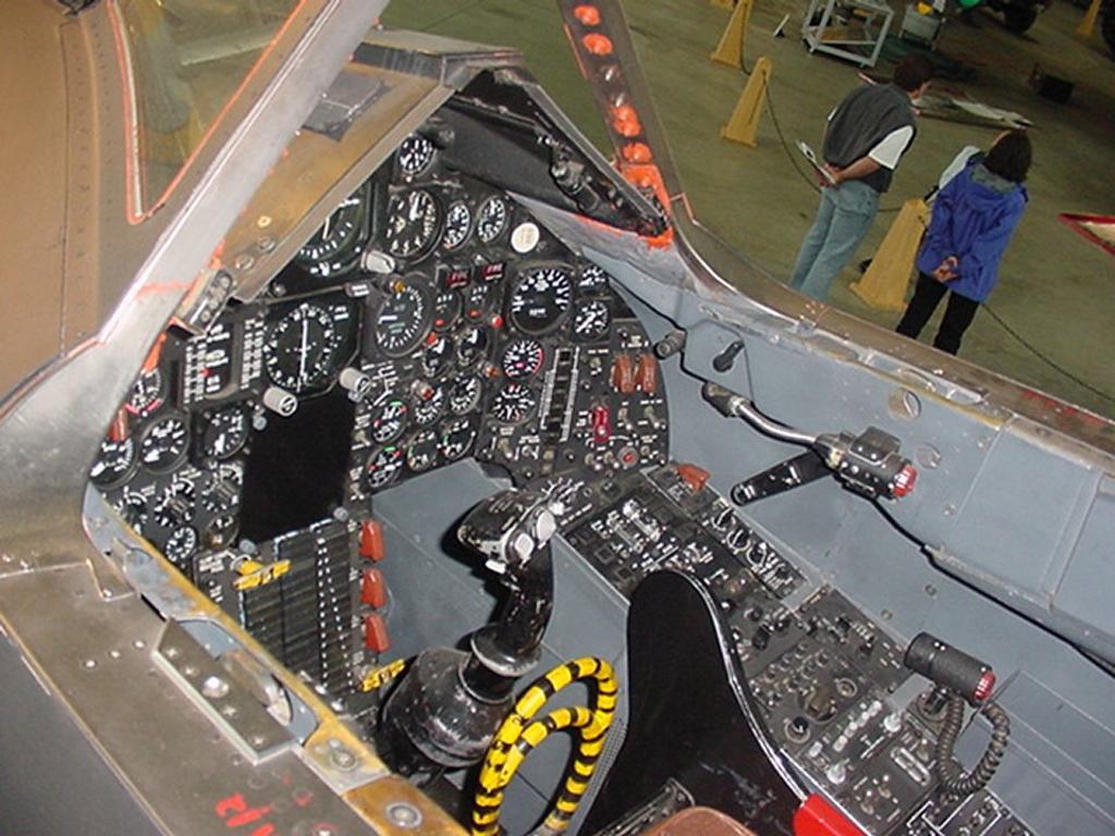 Cabina del SR-71 Blackbird.
