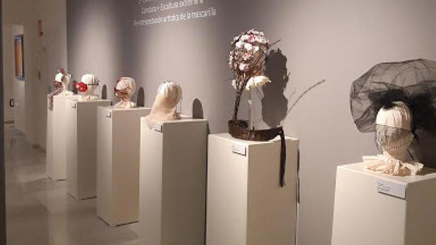 Exposición de las obras en el Muba.