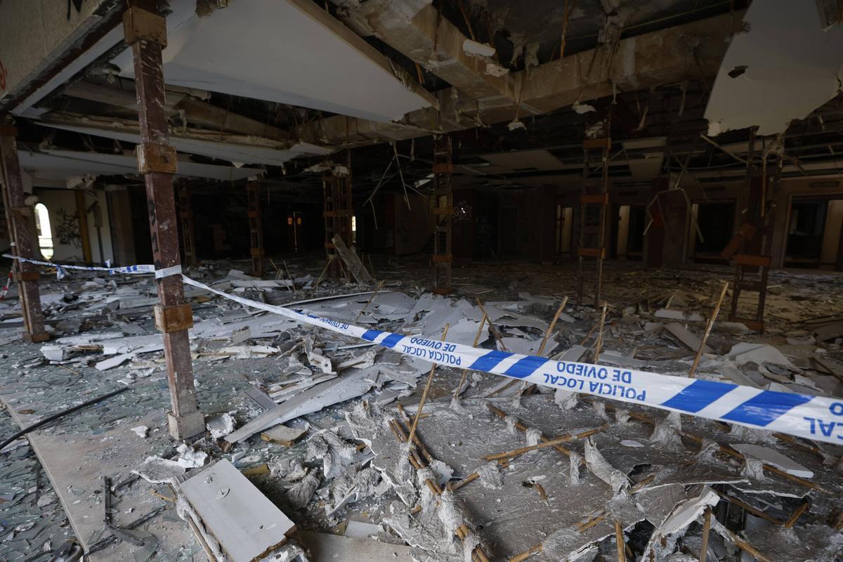 Oviedo. Estado actual de los edificios del antiguo Hospital en el Cristo