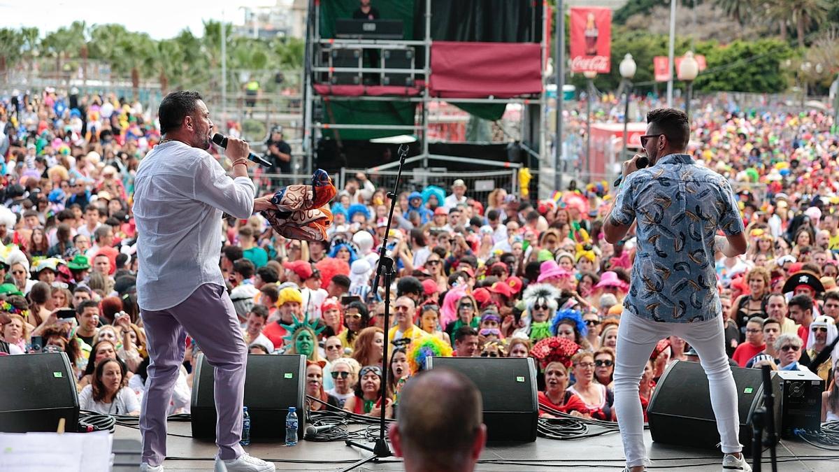 Carnaval en Santa Cruz.