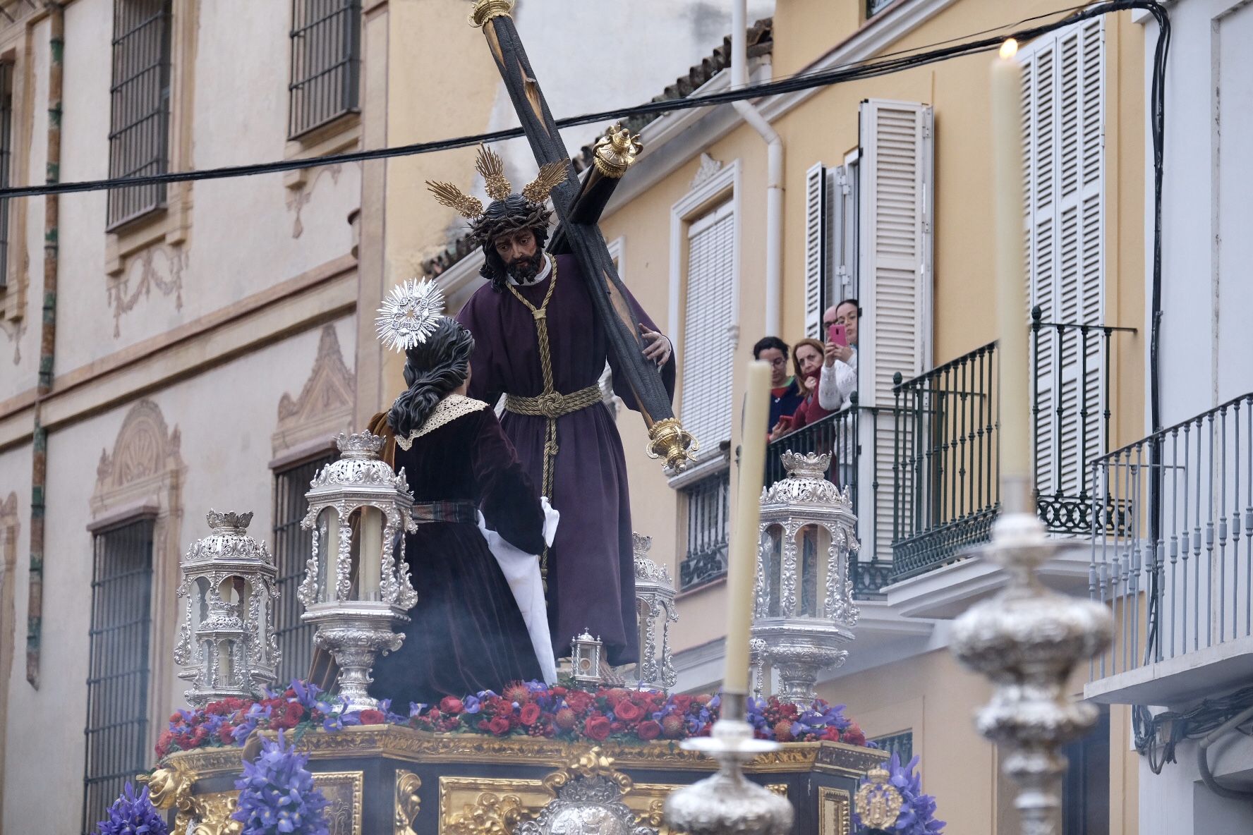 El Nazareno de la Salutación y Santa Mujer Verónica, la IX Estación de este Vía Crucis