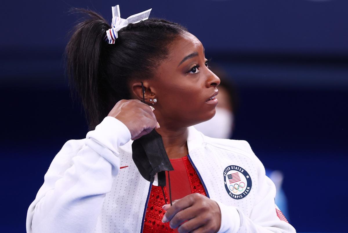 Simone Biles es retira de la final per equips de gimnàstica i està en dubte la seva continuïtat en els Jocs