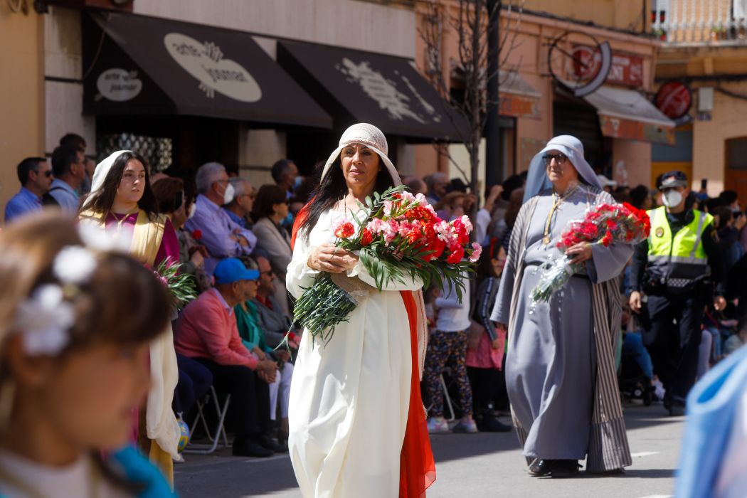 Flores y alegría para despedir la Semana Santa Marinera en el desfile de Resurrección