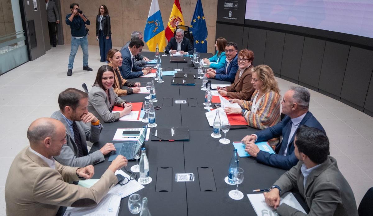 Reunión del Consejo de Gobierno.