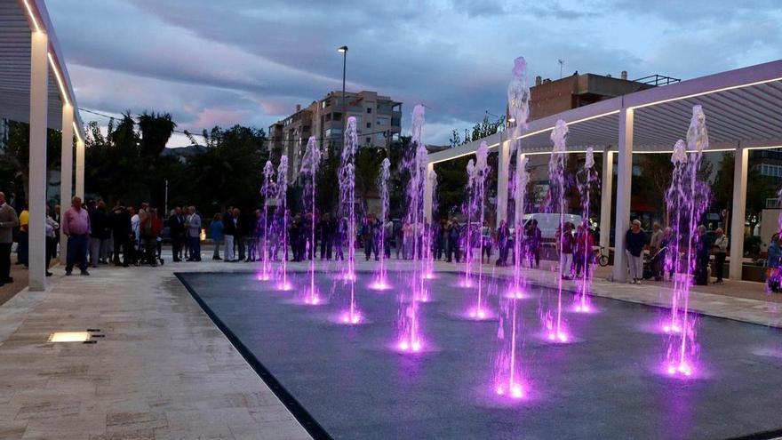 Así es la espectacular plaza del Agua inaugurada en Rincón de la Victoria