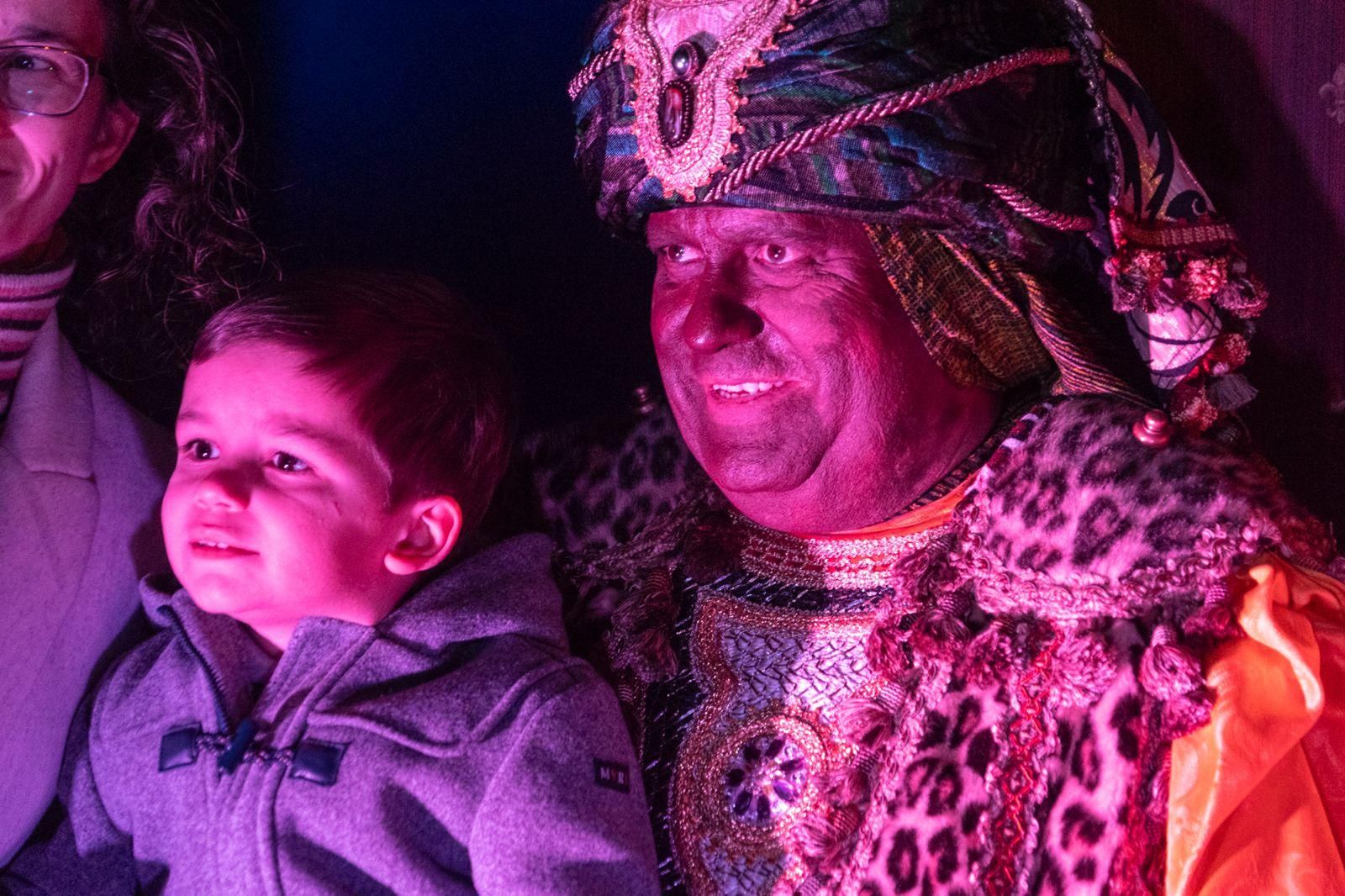 La Vila Joiosa recibe a los Reyes Magos por la puerta grande