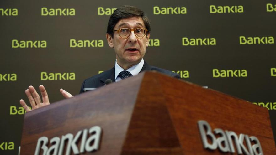 Bankia plantea un ajuste de 2.510 trabajadores por la fusión con BMN