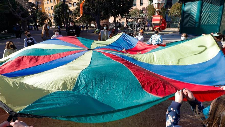 Alcoy conmemora a través del deporte el Día Escolar de la No Violencia y la Paz