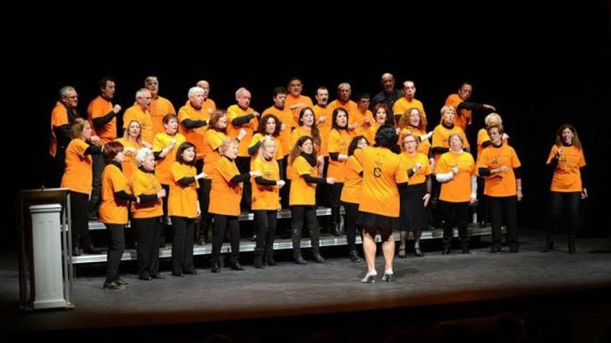 El Orfeón de Mieres y los coros de la Escuela de Música, en el Concierto de Primavera