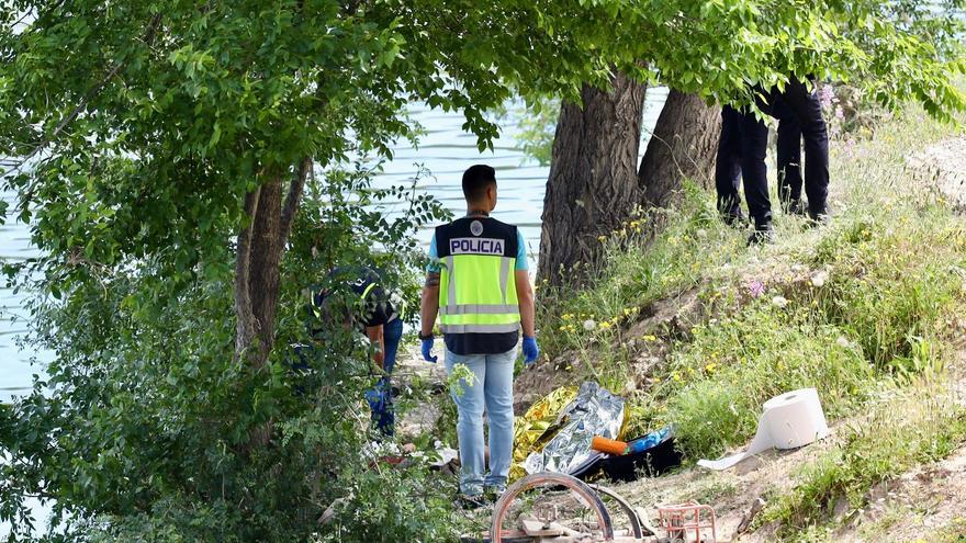 Encuentran el cadáver de un anciano en la desembocadura del río Huerva en Zaragoza
