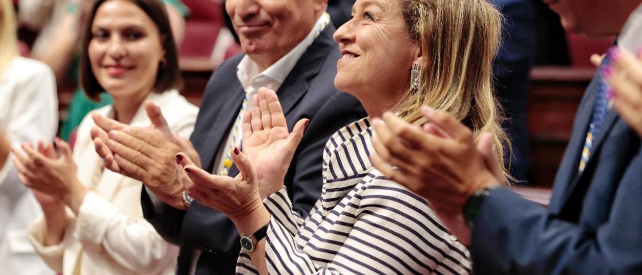 Ana Oramas tras ser elegida vicepresidenta primera del Parlamento de Canarias.