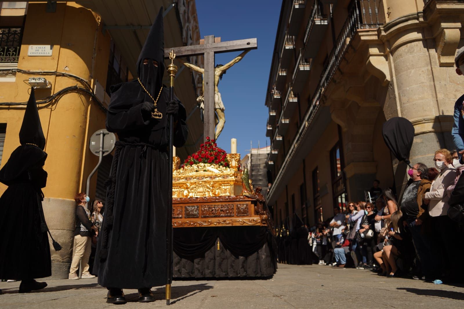 GALERÍA | La procesión del Santo Entierro, en imágenes