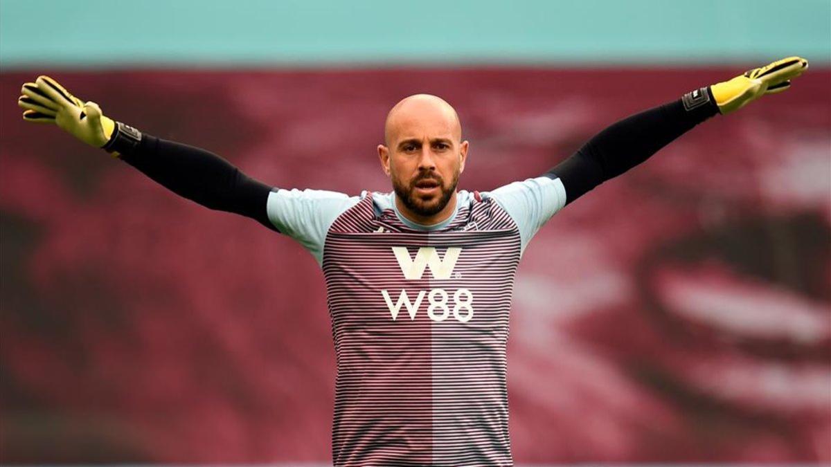 Pepe Reina jugó cedido en el Aston Villa.