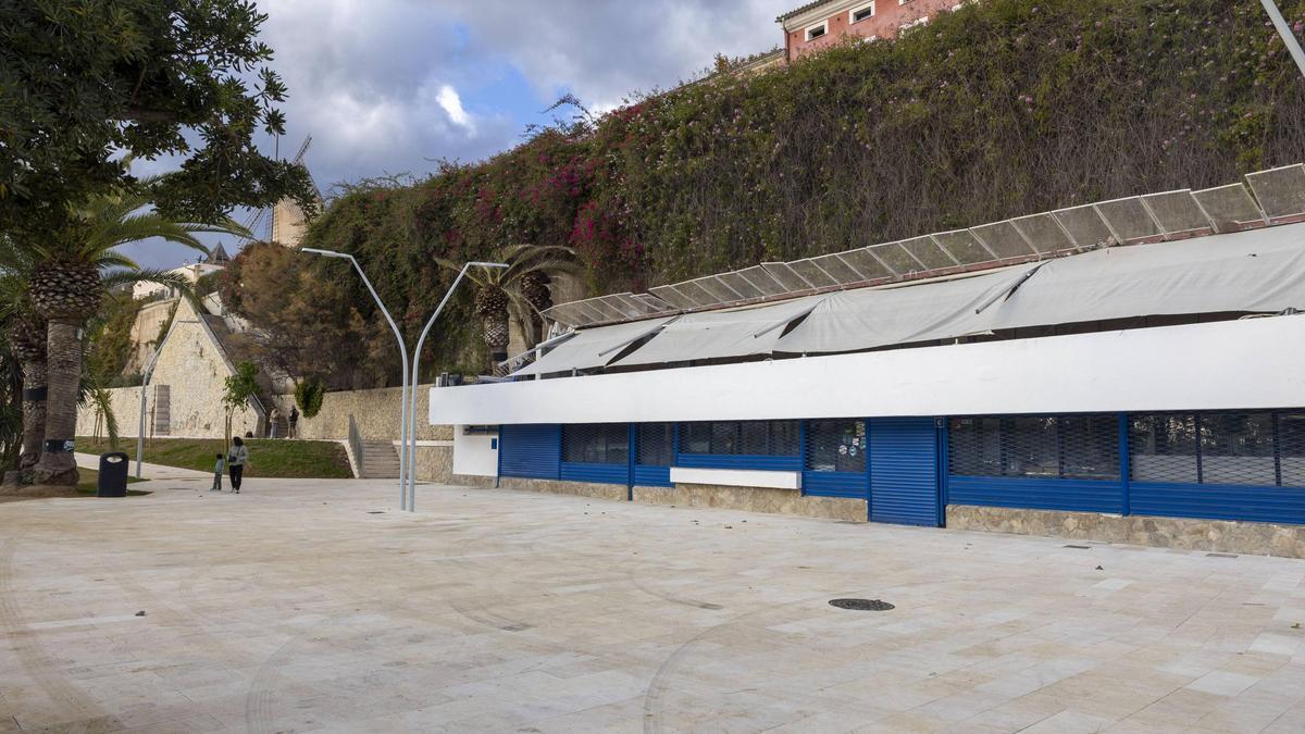 El antiguo Bar Marítimo saldrá a concurso.