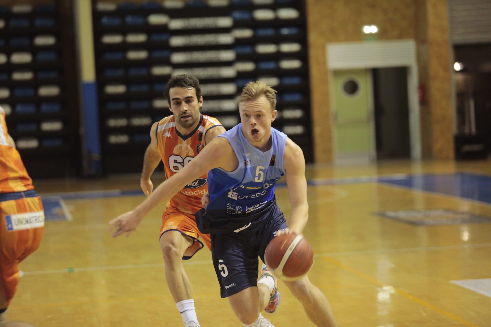 El Liberbank Oviedo Baloncesto gana por 90-73 al Tizona Burgos