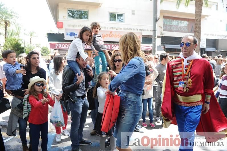 Ambiente sardinero en el Entierro de Día