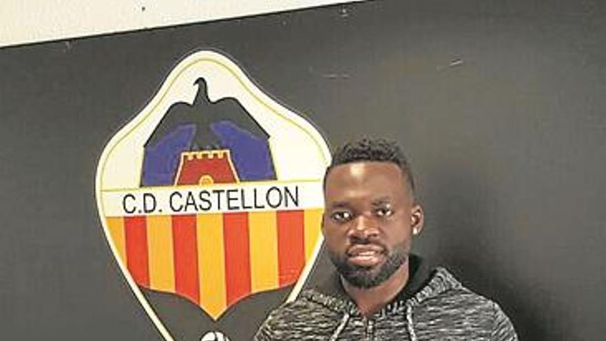 El fichaje del camerunés Clyde Essomba es oficial