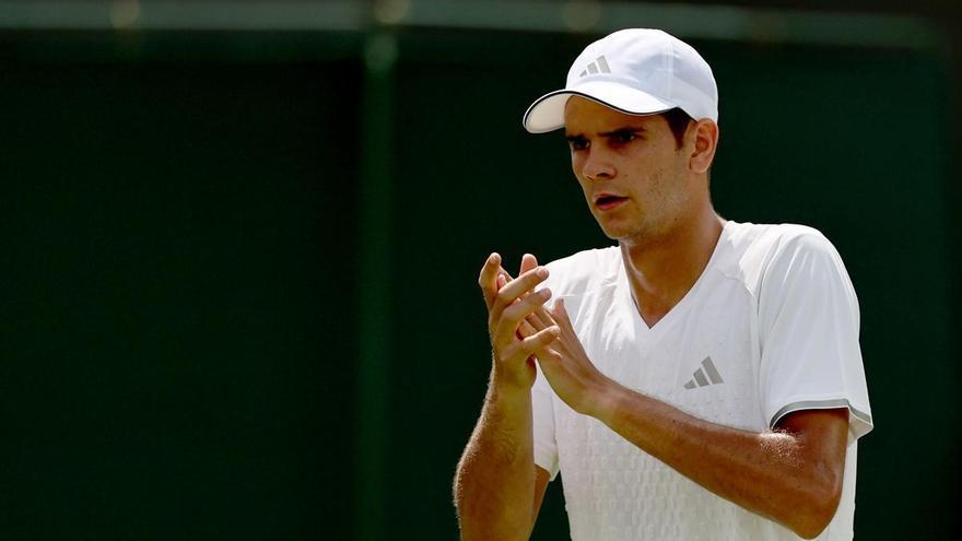 Jódar se adapta a Wimbledon: “Hay que fijarse en cada detalle”
