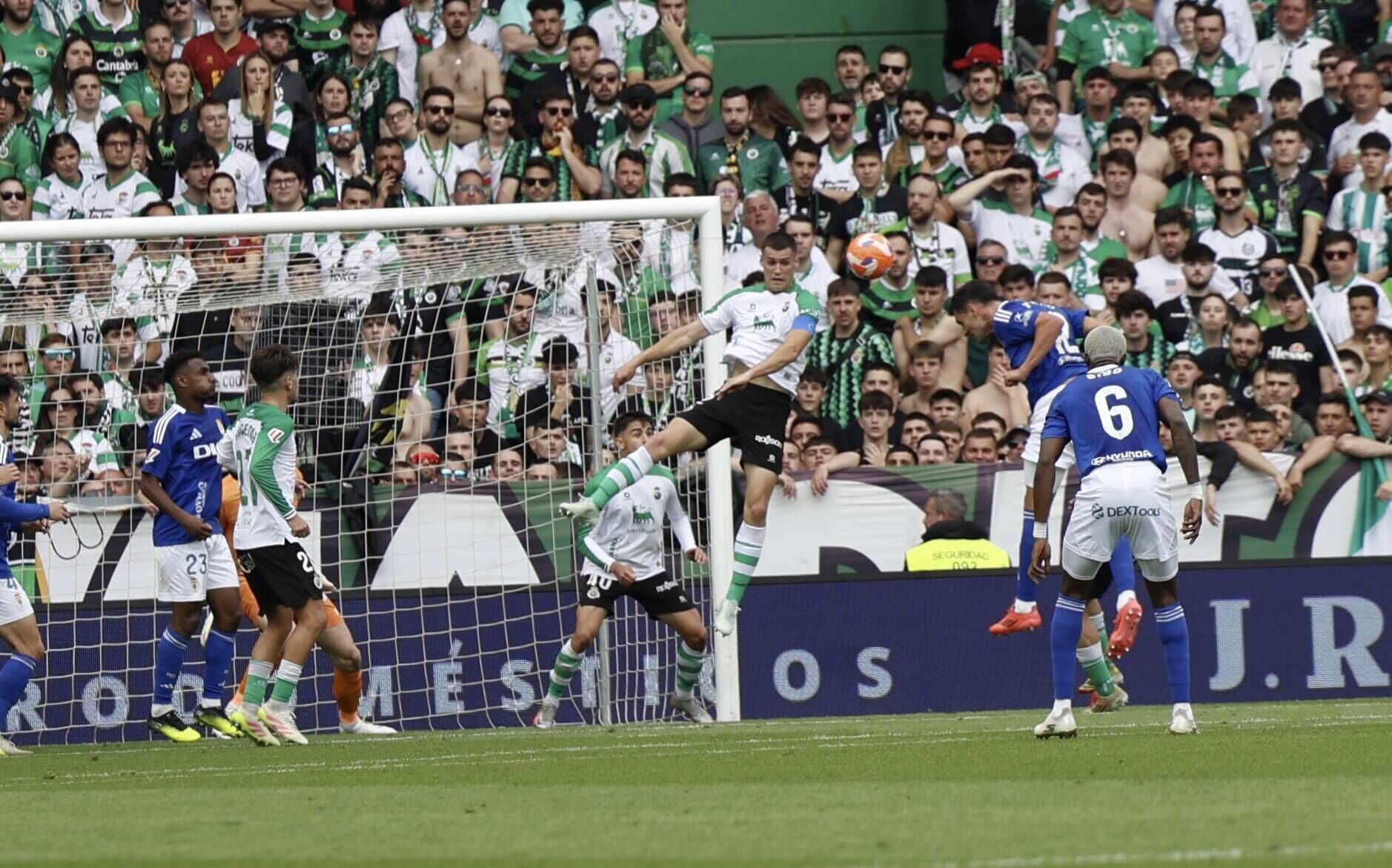 Así fue el partido entre el Real Oviedo y el Racing de Santander