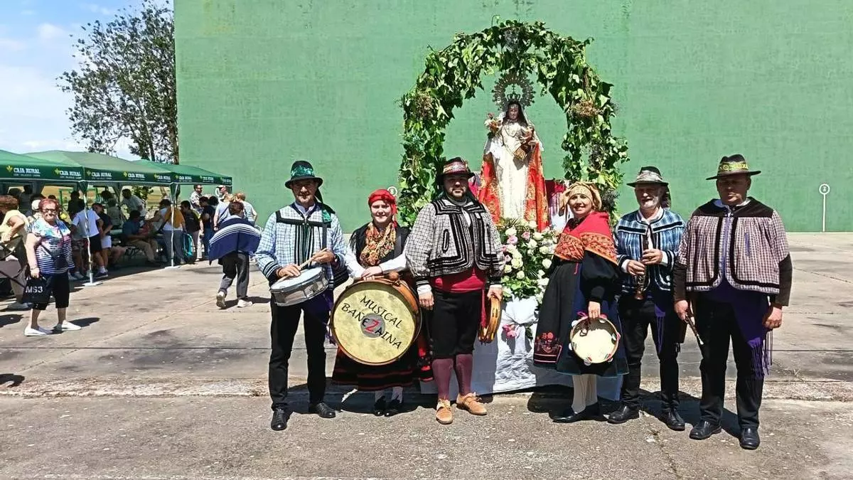 Fuentes de Ropel revive el espíritu de su romería más popular, la Cantimbriana