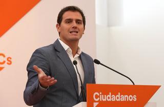 Rivera apuesta por liderar gobiernos "constitucionalistas" sin Vox ni Podemos