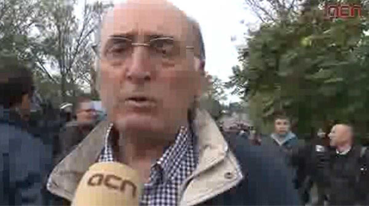 El president del comitè d’empresa de Panrico, Ginés Salmerón, explica les càrregues dels Mossos.