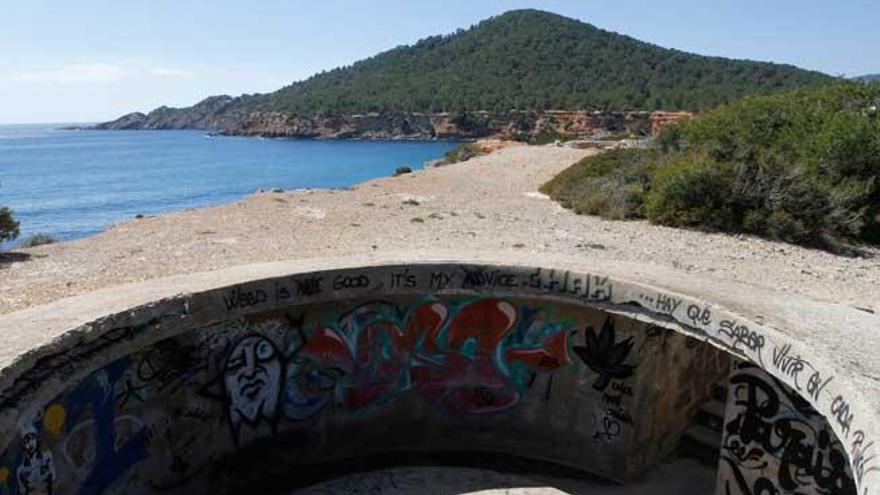 Batería militar de sa Caleta.