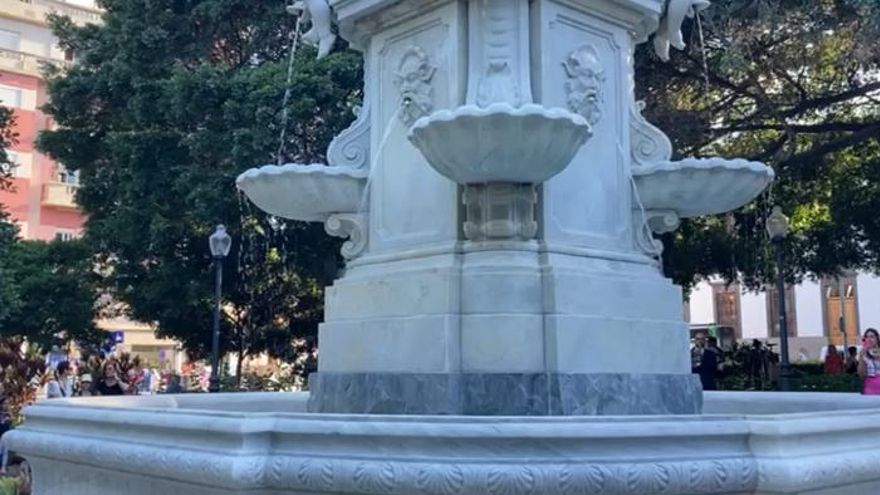 Presentación de la rehabilitación de la fuente de la Plaza Weyler