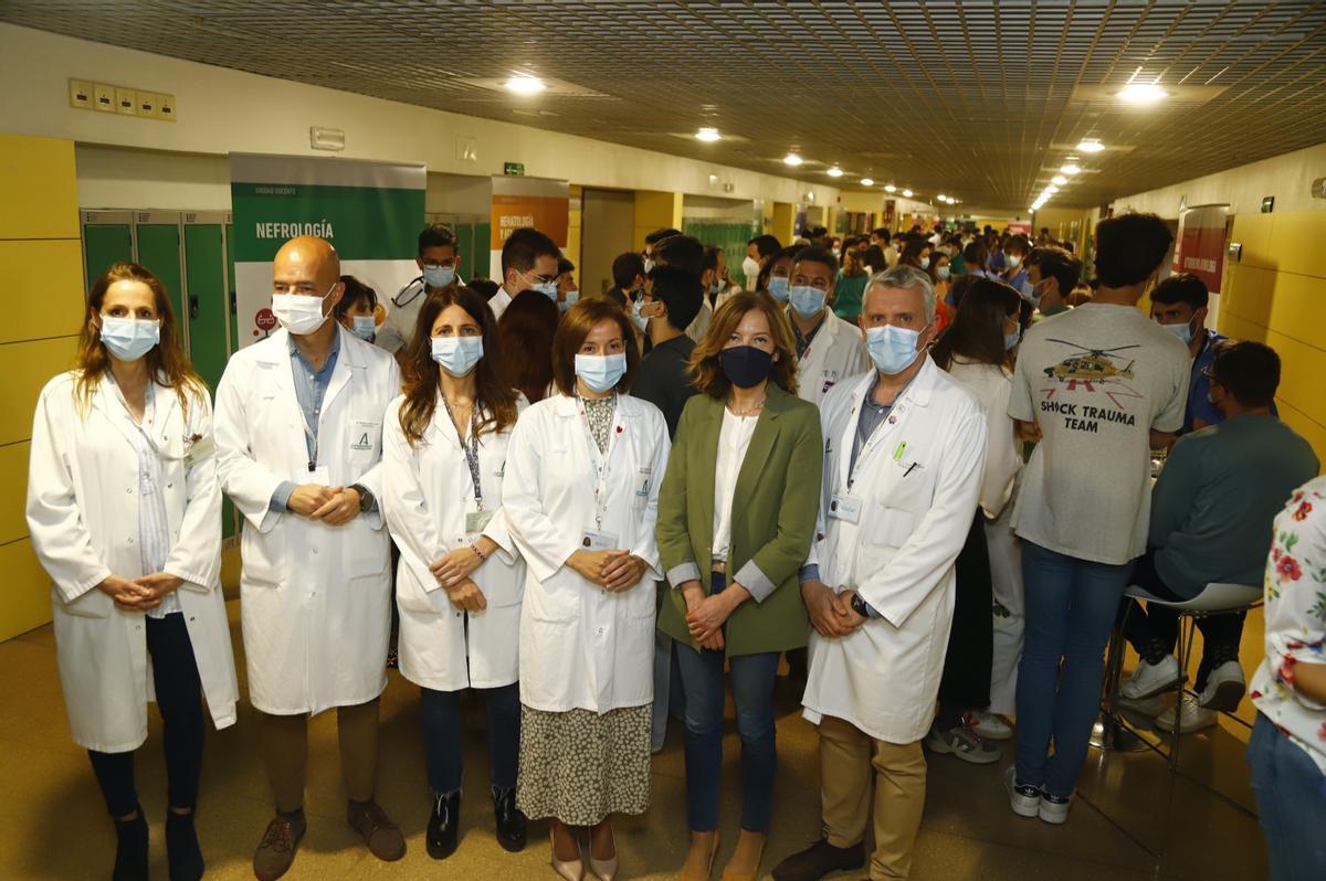 Representantes del hospital Reina Sofía y del Imibic, en la presentación de las jornadas de puertas abiertas de residentes.