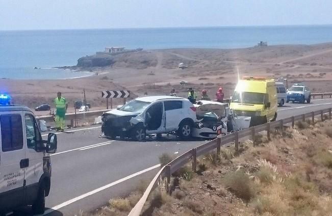 Varios heridos en una colisión múltiple en Tarajalejo (Fuerteventura)